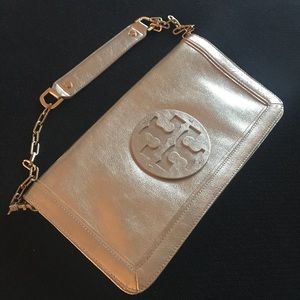 Tory Burch classic clutch Brand New without tag